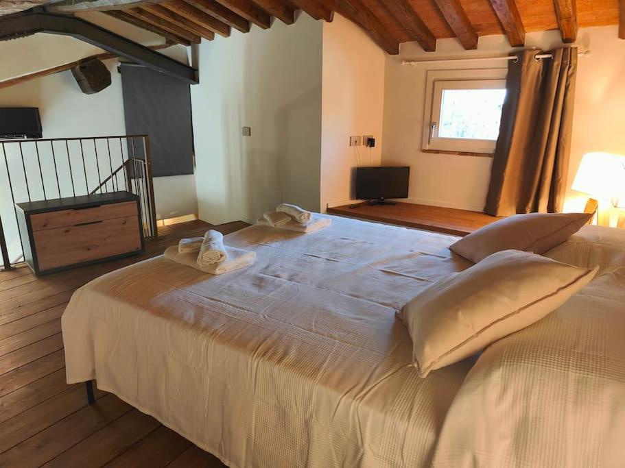 Апартаменты Volaterrae Deluxe Loft With Garden Вольтерра Экстерьер фото
